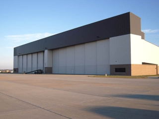 Hangar Kapıları